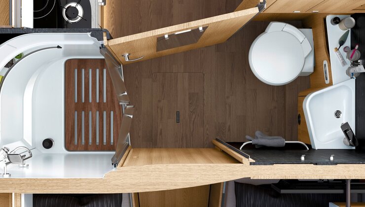 Ontkennen lancering struik Hoe de douche in een camper of caravan werkt | DE JONG Kampeer & Recreatie