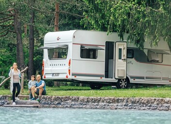 Weekendtas lof op tijd Nieuwe & occasion caravans kopen? | DE JONG Kampeer & Recreatie